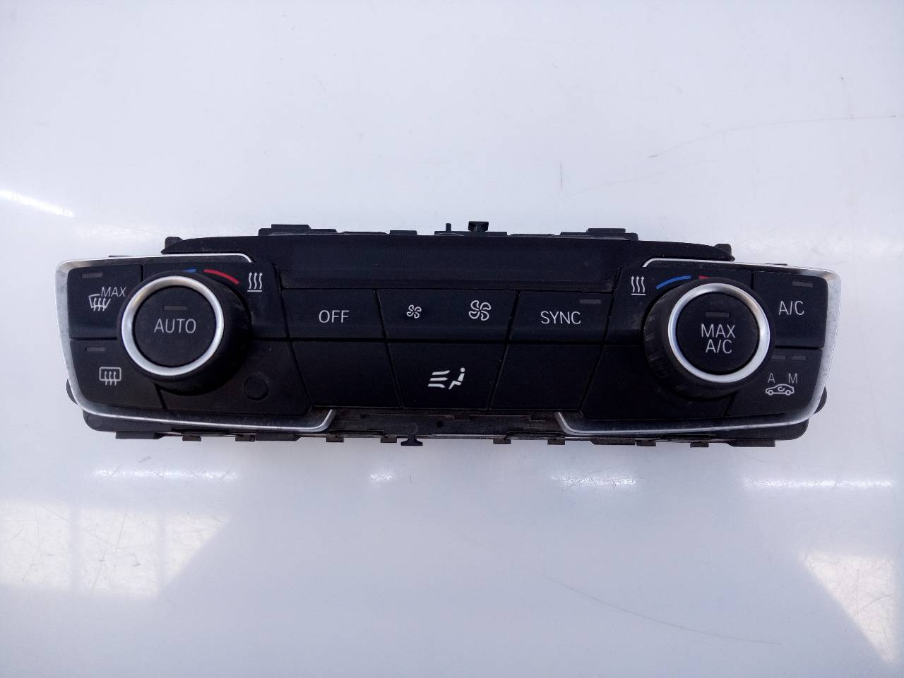 BMW X1 F48/F49 (2015-2023) Pегулятор климы 937145903, 90025711, E3-A2-50-4 24484129