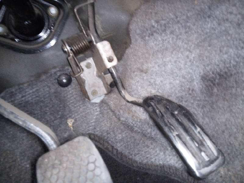 SUZUKI Jimny 3 generation (1998-2018) Akseleratoriaus (gazo) pedalas 24103788