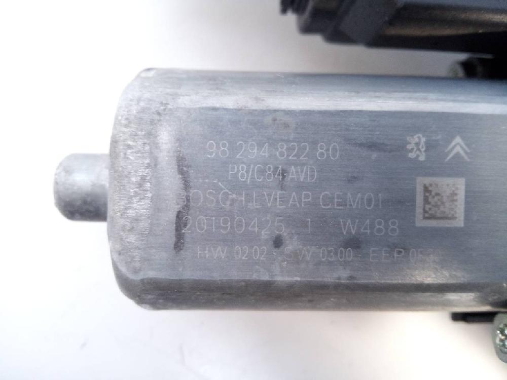Elevalunas delantero derecho HN05 9829482280 de Peugeot 5008 (0u_, 0e_) 2009-2017 131 CV con 64604 km - pieza usada