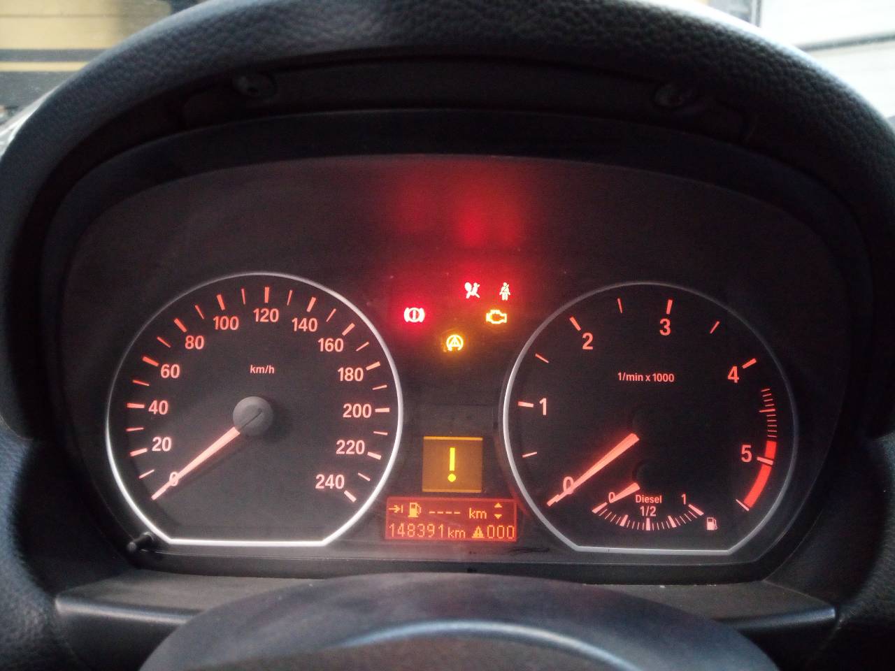 BMW 1 Series E81/E82/E87/E88 (2004-2013) Speedometer 102495284, 100222393, E3-A2-28-4 21801306