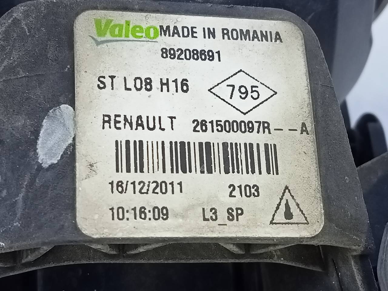 RENAULT Scenic 3 generation (2009-2015) Преден десен фар за мъгла 2611500097R,E1-A1-43-1,E1-A1-43-1 26270528