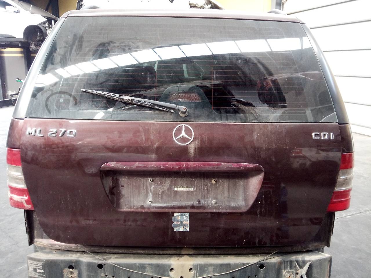 MERCEDES-BENZ M-Class W163 (1997-2005) Крышка багажника 23290155