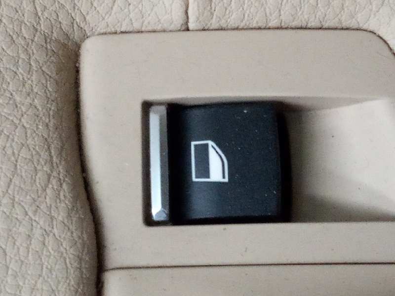 BMW 5 Series F10/F11 (2009-2017) Rear Right Door Window Control Switch 61319241949 18666831