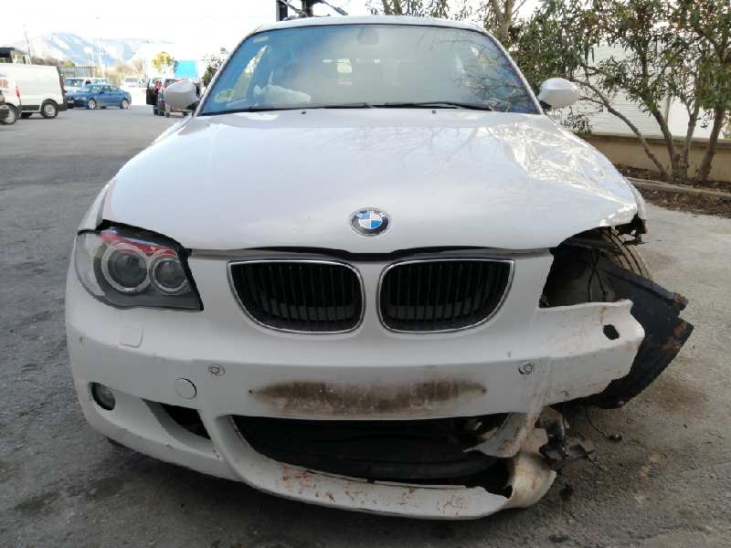 BMW 1 Series E81/E82/E87/E88 (2004-2013) Решетка радиатора 71286149,P2-A2-34 18539206