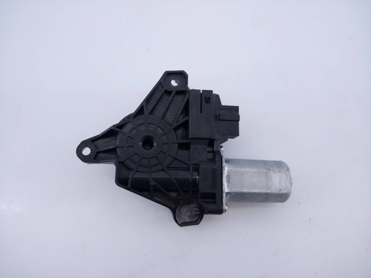 MERCEDES-BENZ Motor de control geam ușă  dreapta spate A2469063200, 968741101, E2-A4-60-1 20967020