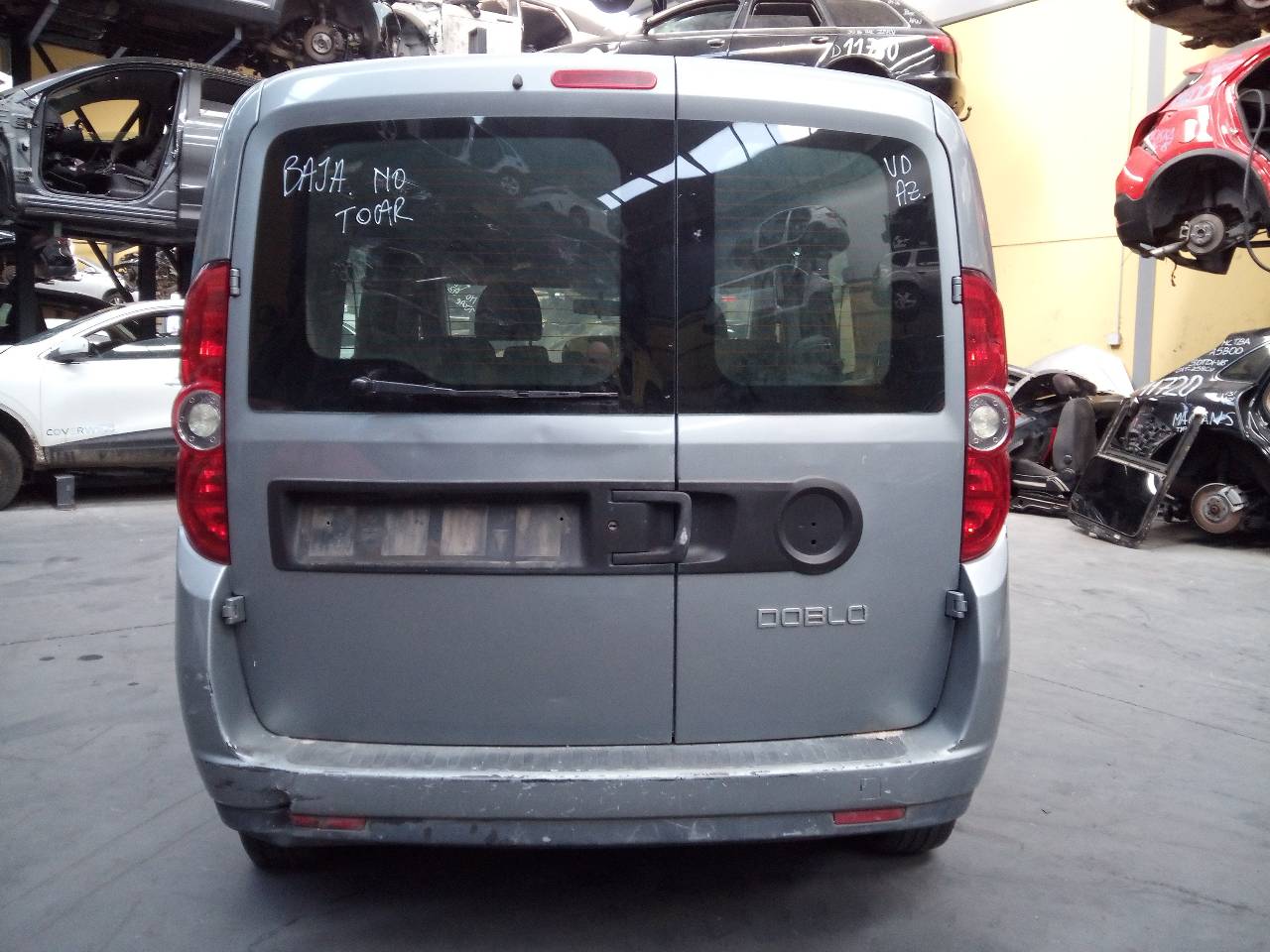 FIAT Doblo 1 generation (2001-2017) Serrure de porte arrière droite 26272058