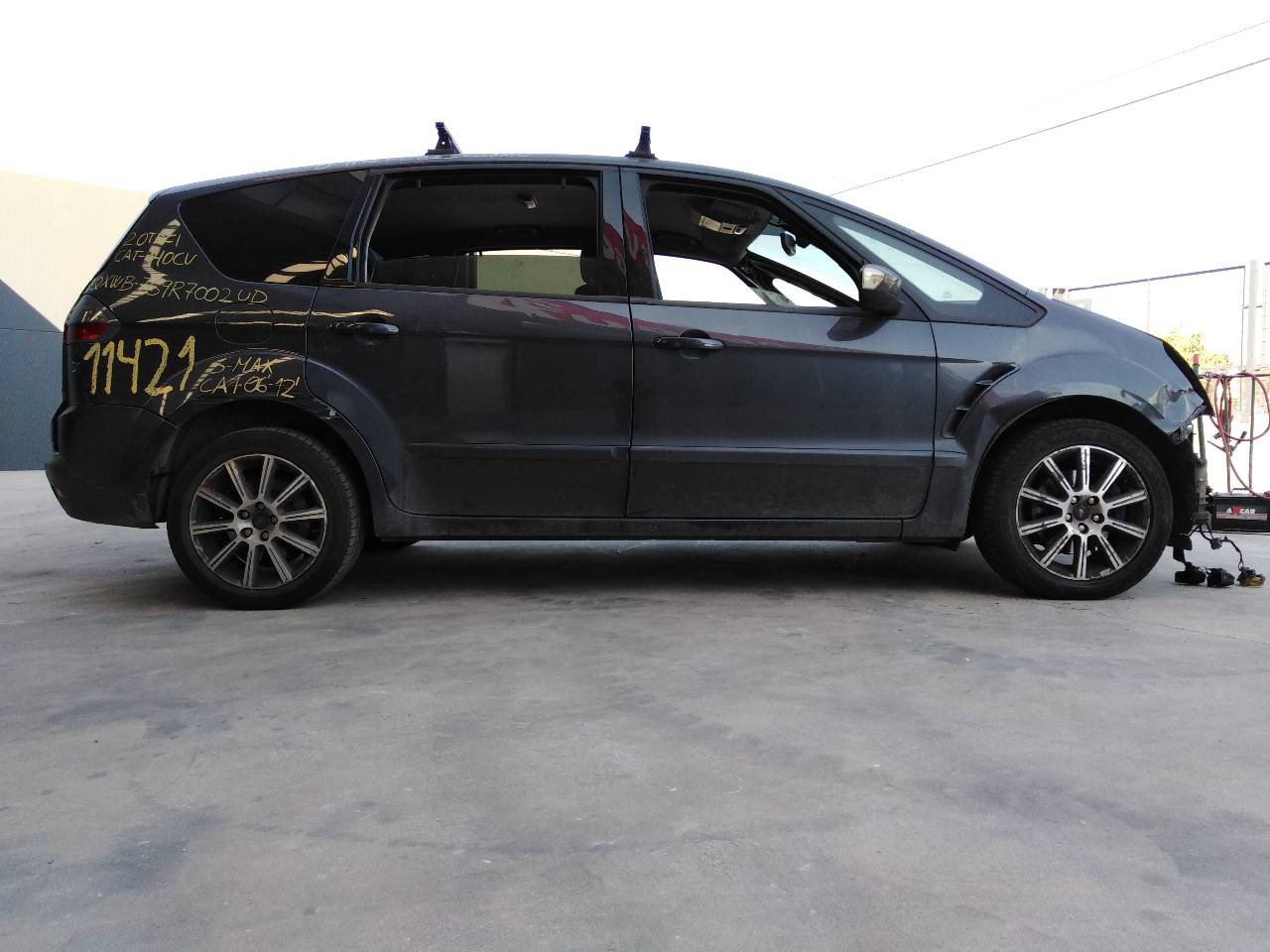 FORD S-Max 1 generation (2006-2015) Galinių dešinių durų stiklo pakelėjas 0130822237,E2-B3-40-1 21602968