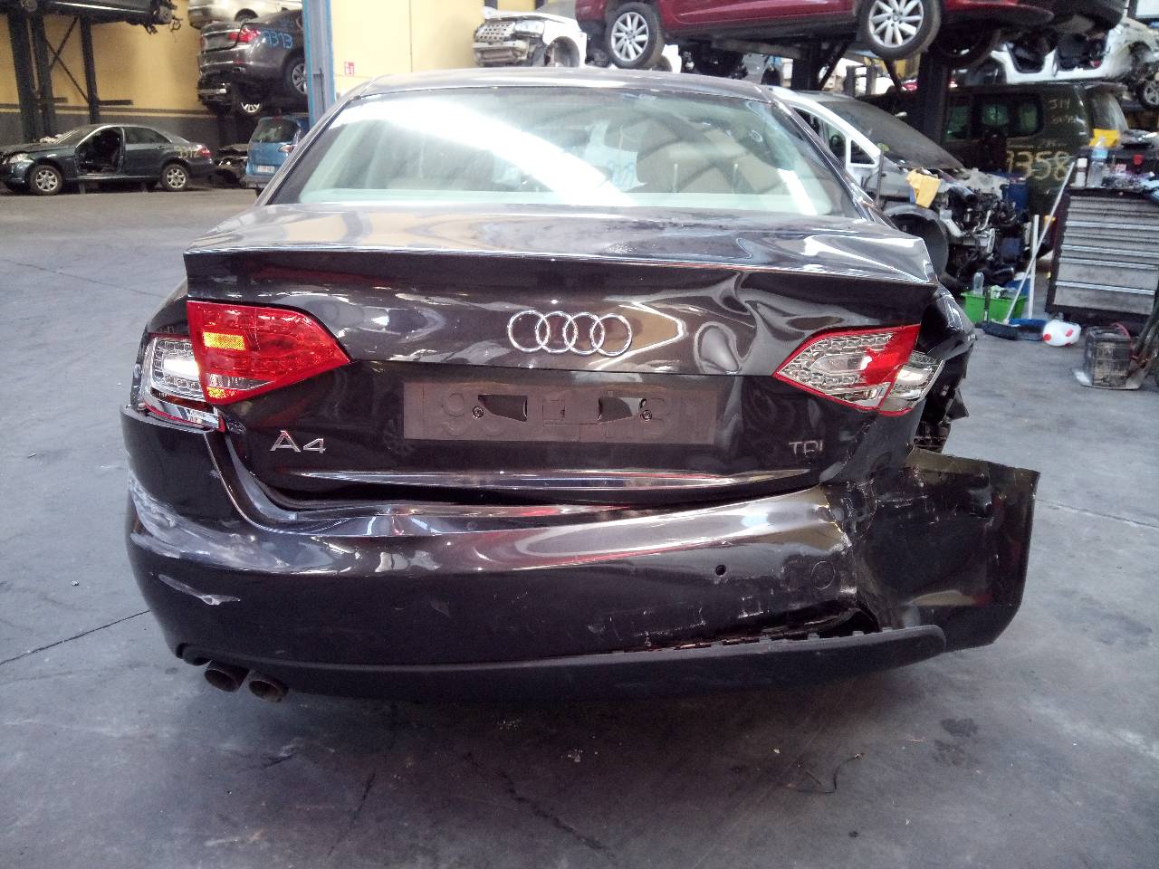 AUDI A4 B8/8K (2011-2016) Cheie capotă 8T0823509, E1-B6-36-2 24037838