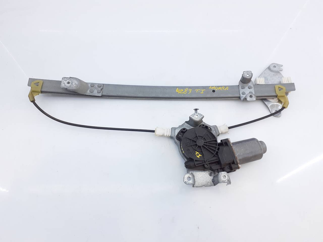 NISSAN NP300 1 generation (2008-2015) Rear left door window lifter 400927B, E2-A4-4-1 18750710