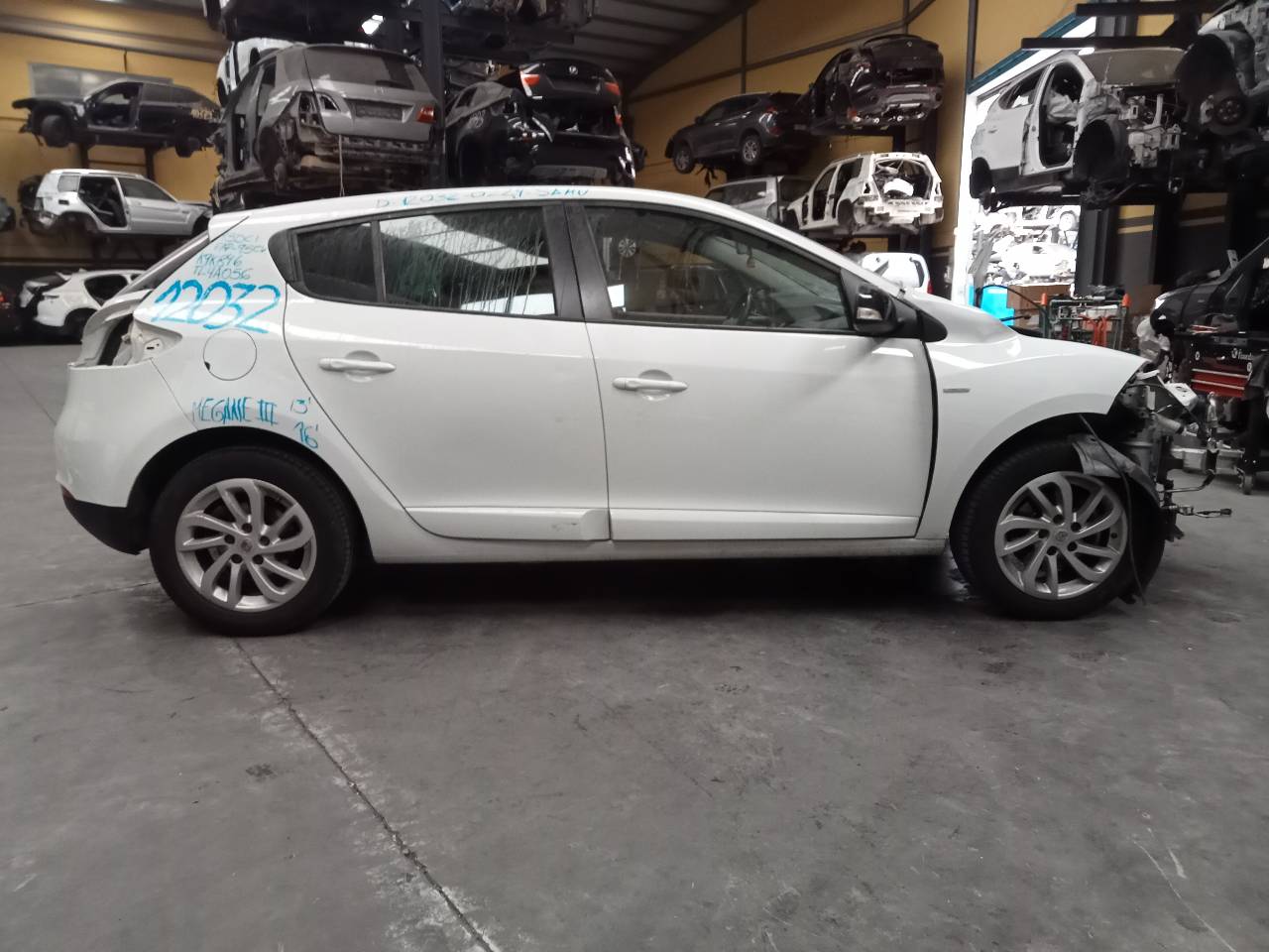 RENAULT Megane 3 generation (2008-2020) Bagāžas nodalījuma loga tīrītāja motorīts 0390201847, 287100007R, E1-A1-48-2 23303222