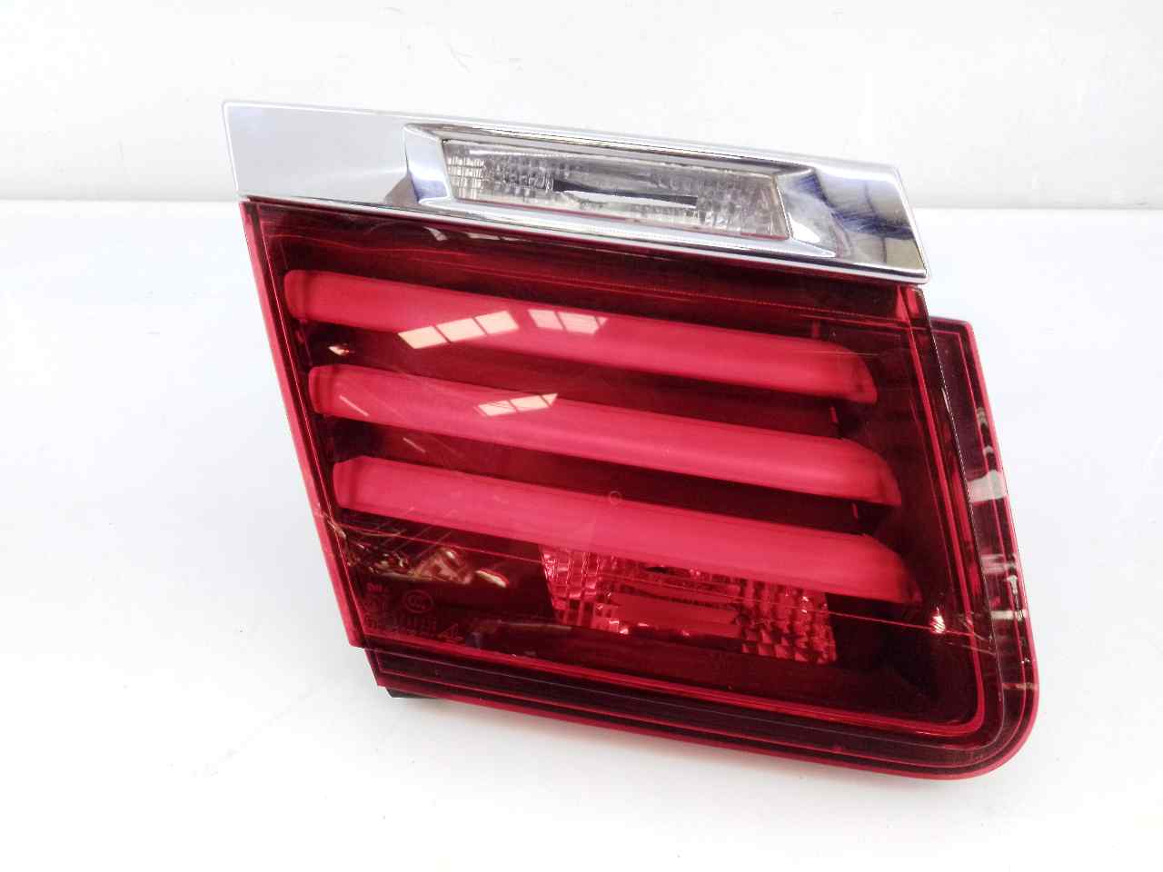 BMW 7 Series F01/F02 (2008-2015) Left Side Tailgate Taillight 7300271, 27000106, E1-A3-47-2 18743515