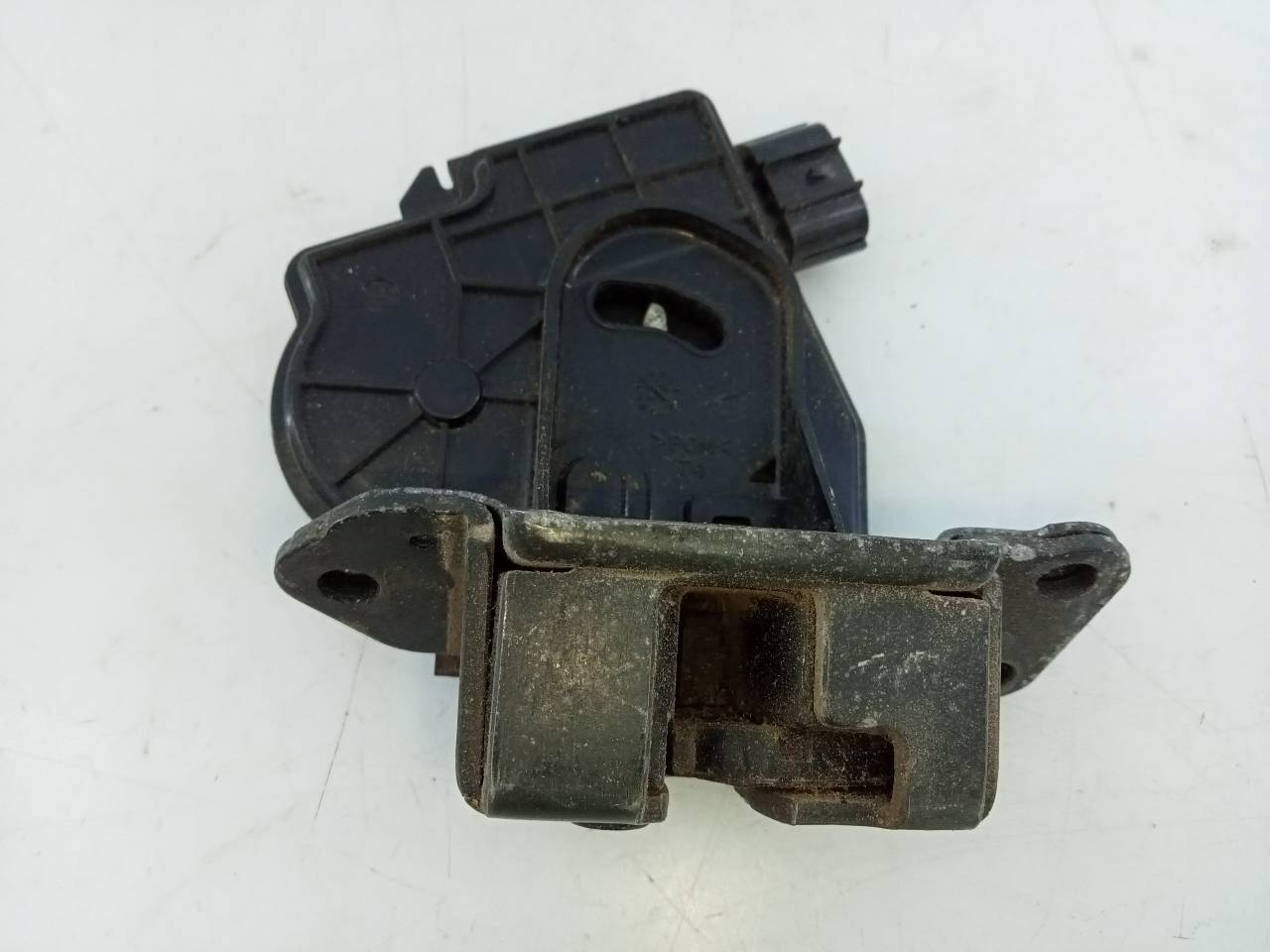 TOYOTA Auris 1 generation (2006-2012) Tailgate Boot Lock E2-B4-55-1 25825714