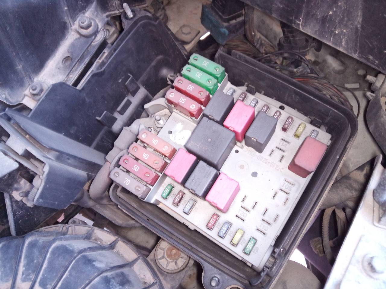 LAMBORGHINI Jumper 3 generation (2006-2024) Fuse Box 21828326