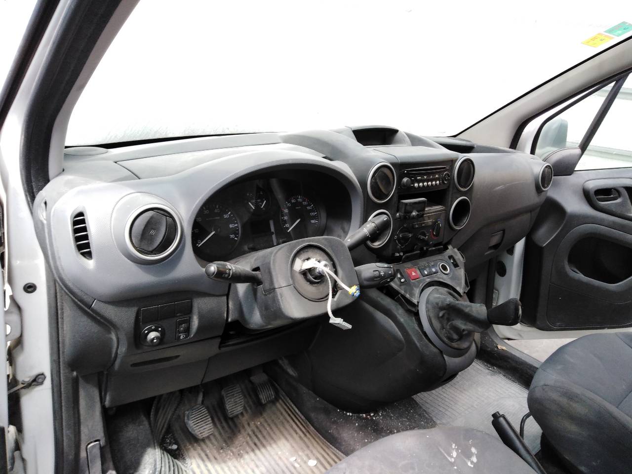 CITROËN Berlingo 2 generation (2008-2023) Полуось передний левый 9660782780,P1-B6-43 20965368