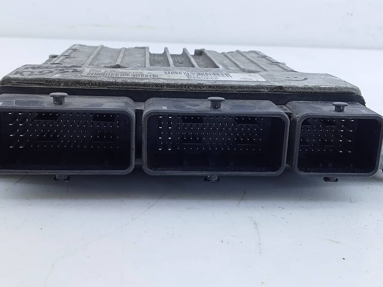 RENAULT Megane 3 generation (2008-2020) Moottorin ohjausyksikkö ECU 237103956R,S180067124,E2-A1-40-1 23302889