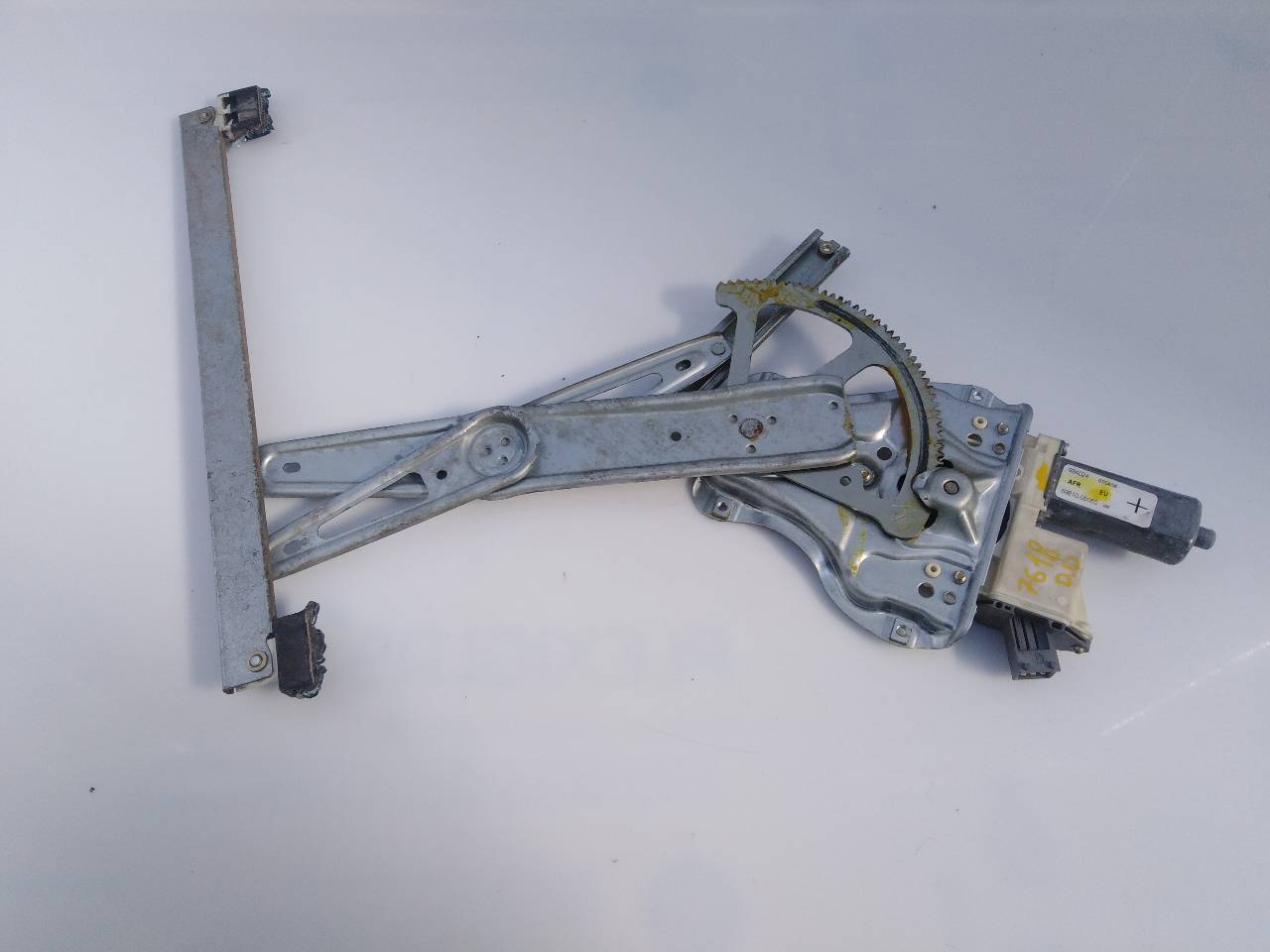 TOYOTA Avensis 2 generation (2002-2009) Front Right Door Window Regulator 6981005050,994024,E2-B4-61-2 18764517