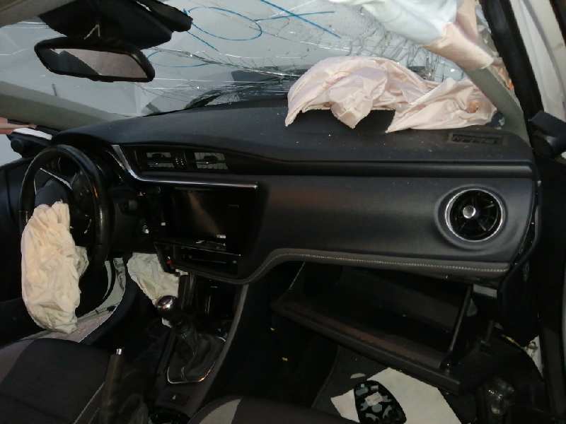 TOYOTA Auris 1 generation (2006-2012) Încuietoarea ușă stânga față A084219, E2-B4-13-2 24261716