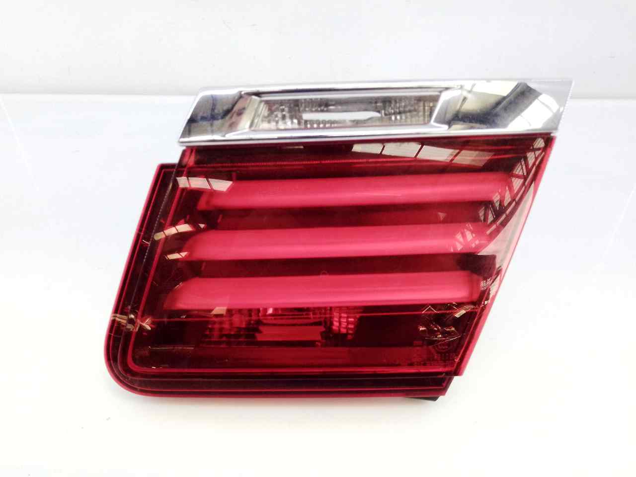 BMW 7 Series F01/F02 (2008-2015) Right Side Tailgate Taillight 7300272, 27000206, E1-A3-43-2 18743535
