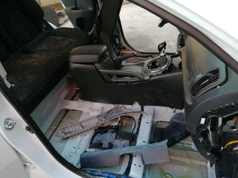 KIA Sportage 3 generation (2010-2015) Front Right Door Lock 813203U010, 916033U010, E2-B5-20-1 18540689