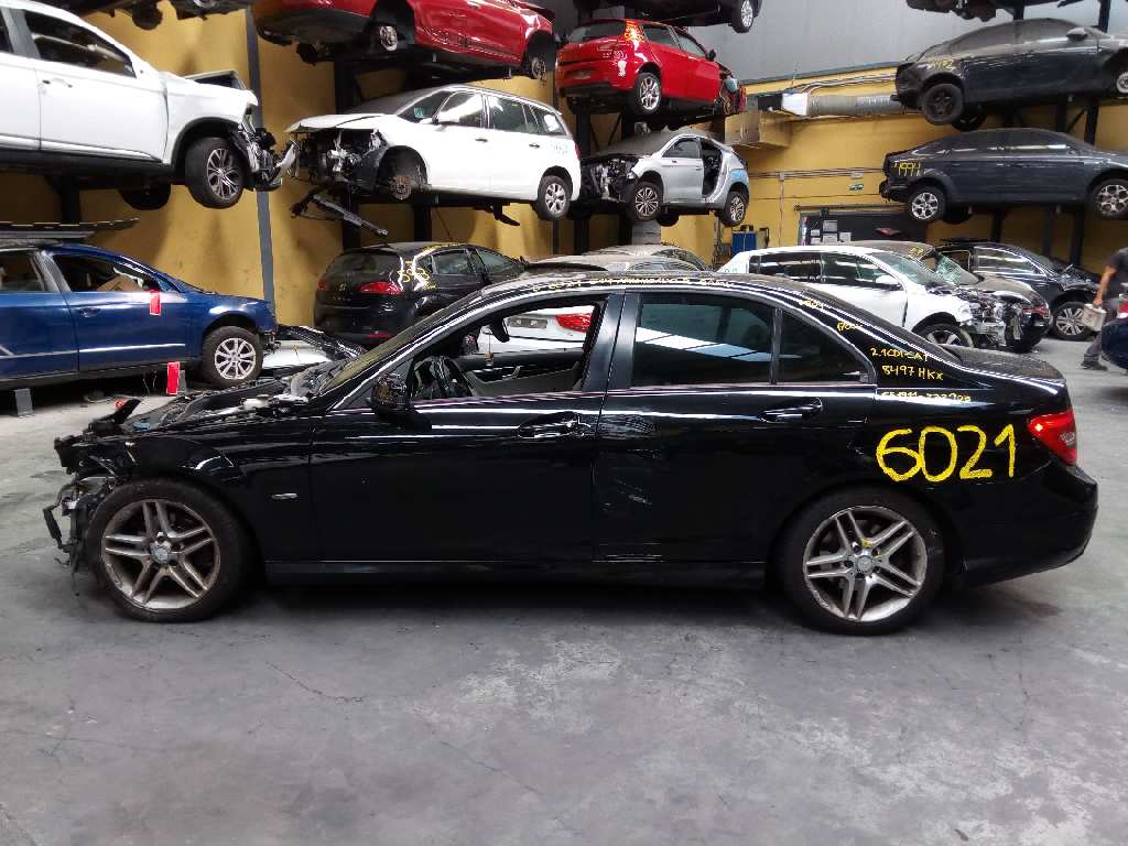 MERCEDES-BENZ C-Class W204/S204/C204 (2004-2015) Sebességváltó gomb A2042677524,E1-A2-52-1 18455748