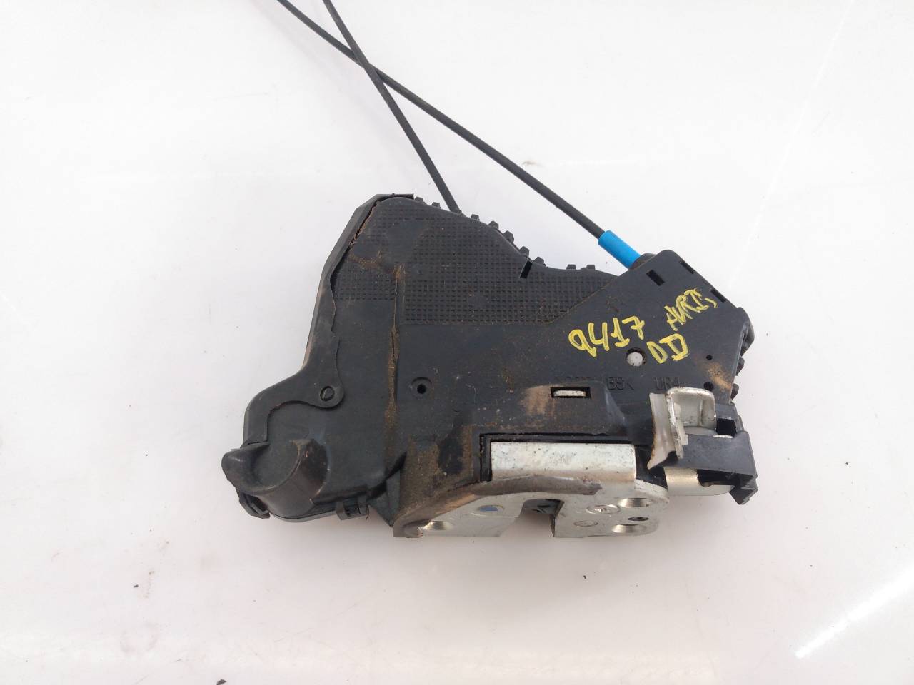 TOYOTA Auris 1 generation (2006-2012) Front Right Door Lock E2-B4-40-2 24388948