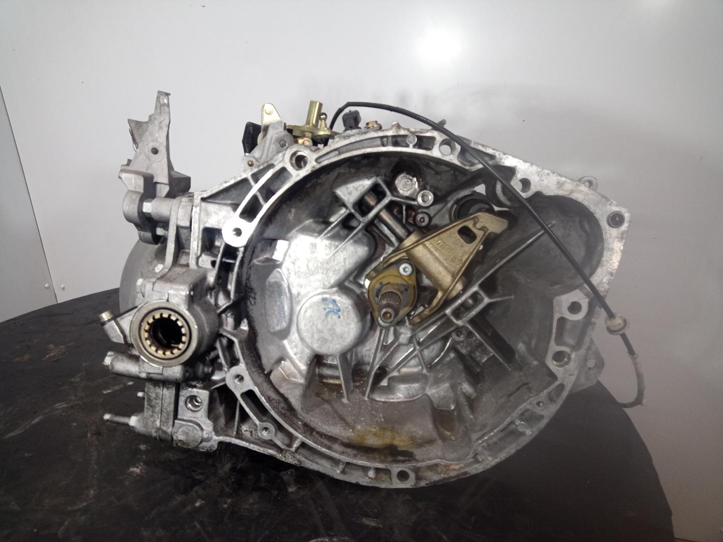 CITROËN C5 1 generation (2001-2008) Gearbox 20LM23,M1-B2-76 20141894