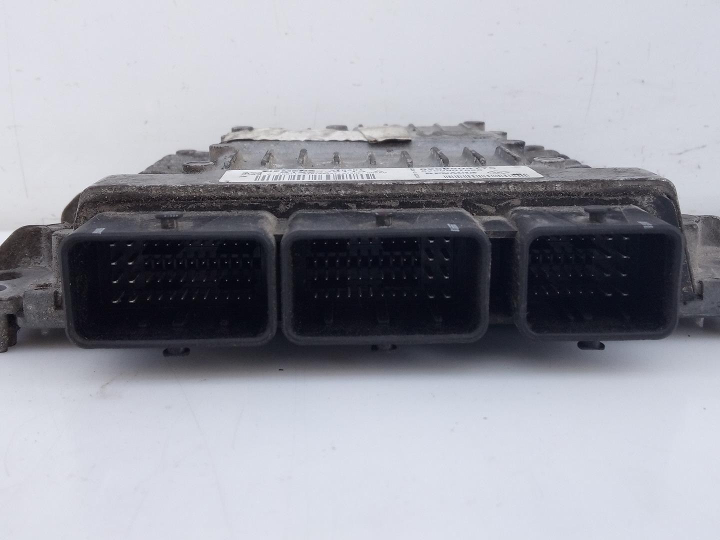 DODGE Scenic 2 generation (2003-2010) Motorstyrenhet ECU 8200804775, 8200807626, E2-A3-13-2 23297466