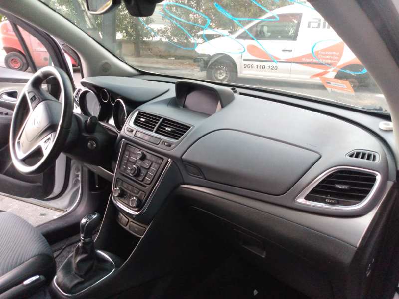 OPEL Mokka 1 generation (2012-2015) Încuietoarea ușă stânga față 13579522,E2-B6-30-2 18495178