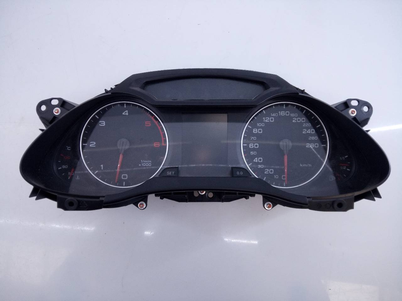 AUDI A4 B8/8K (2011-2016) Speedometer E2-A1-24-3 24042415