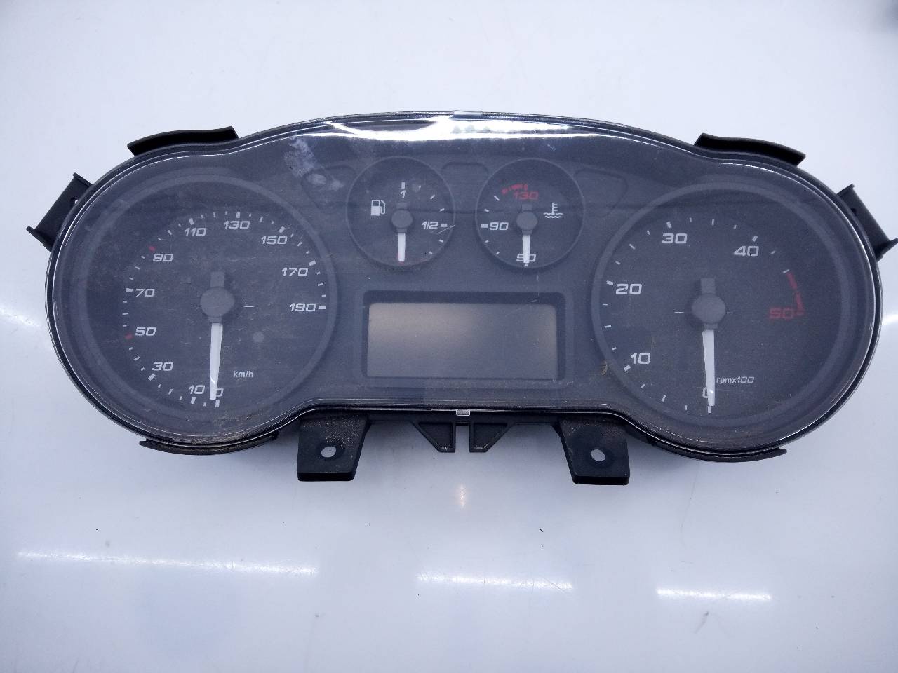 IVECO Daily 6 generation (2014-2019) Speedometer 5802297179, E3-B6-42-2 24394964