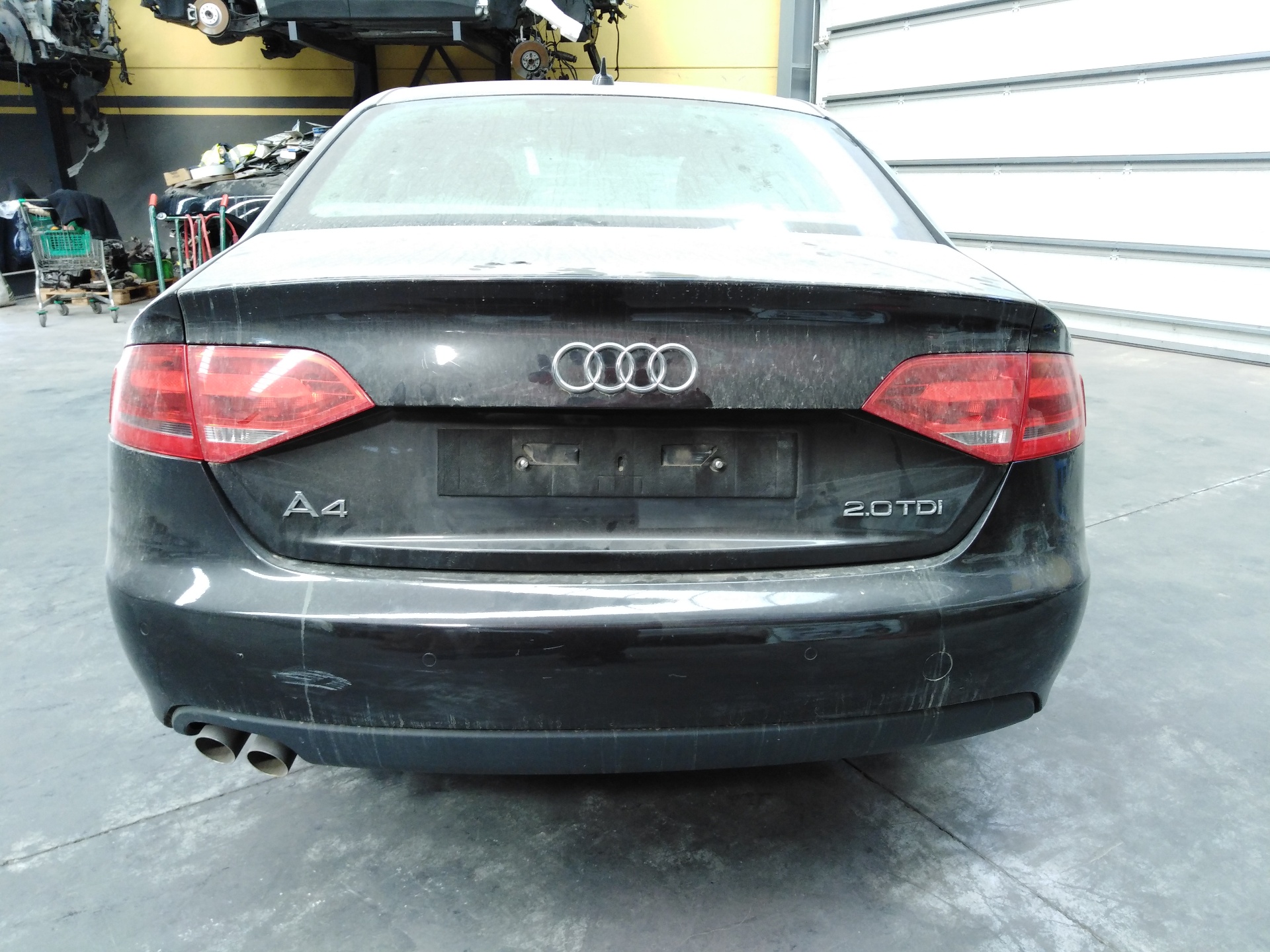 AUDI A4 B8/8K (2011-2016) Bec  hayon  stânda spate E1-B6-50-1 24071997