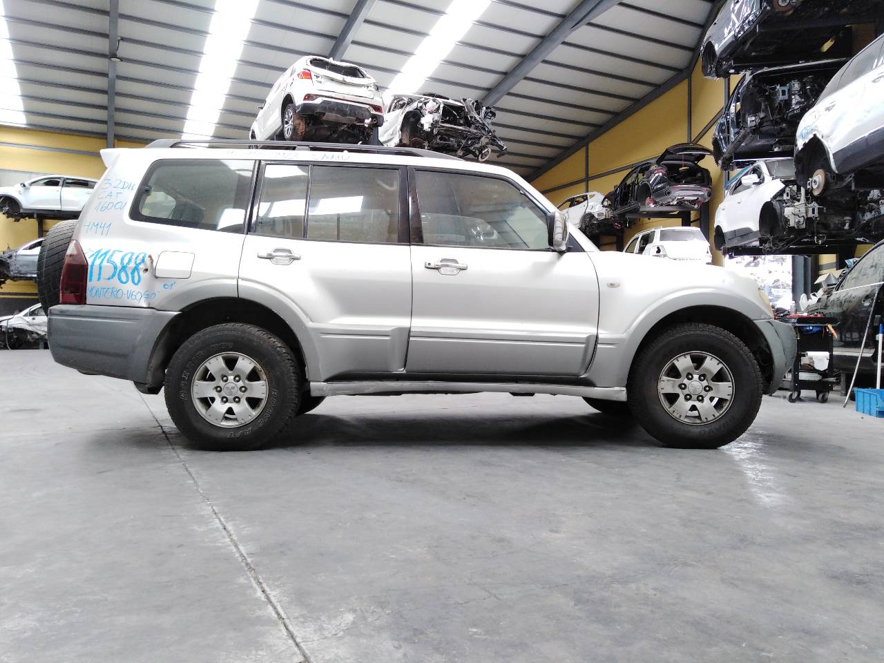 VOLKSWAGEN Pajero 3 generation (1999-2006) Priekinių dešinių durų spyna E2-B4-55-2 21118390