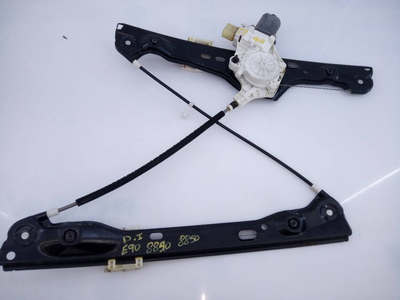 BMW 3 Series E90/E91/E92/E93 (2004-2013) Front Left Door Window Regulator E1-A3-12-1 18714186