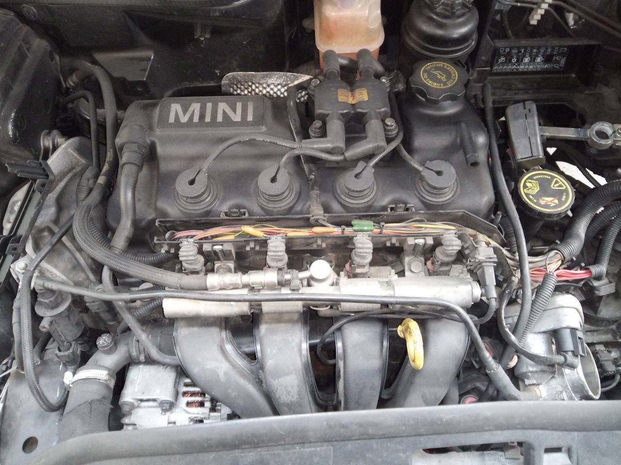 MINI Cabrio R52 (2004-2008) Engine W10B16A 24103509