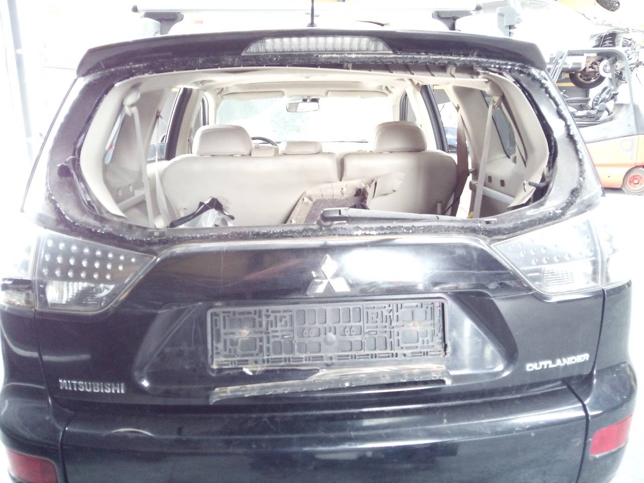 BUICK Outlander 2 generation (2005-2013) Csomagtérfedél 20999957