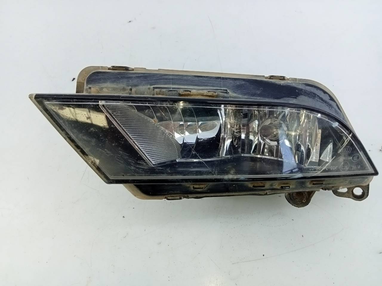 SEAT Leon 3 generation (2012-2020) Front Left Fog Light 6J9941701A,E1-B6-47-1,E1-B6-47-1 26272770