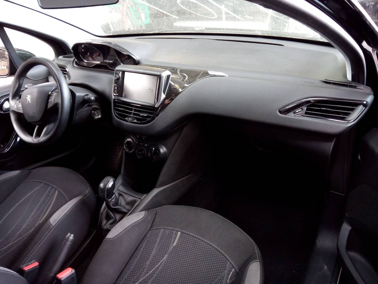 PEUGEOT 208 Peugeot 208 (2012-2015) Front Left Driveshaft 9803959580, P1-A6-17 21798407