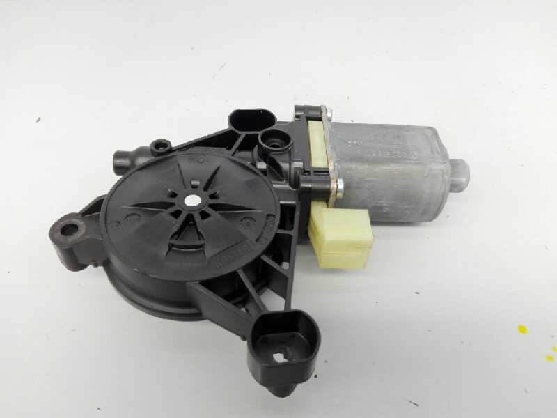 VOLKSWAGEN Variant VII TDI (2014-2024) Front Right Door Window Control Motor 5Q0959802B, E1-B6-28-2 18436865