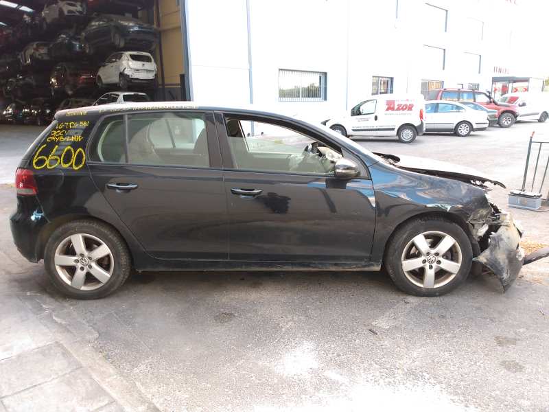 CHEVROLET Golf 6 generation (2008-2015) Bal hátsó ajtó ablakvezérlő motorja 0130821430,5K0959703D,E1-B6-7-1 18506385