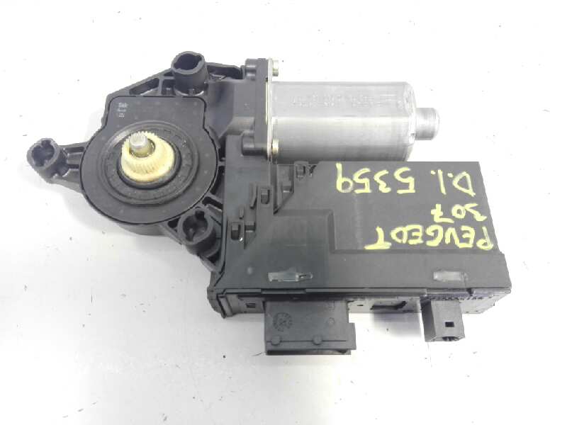 PEUGEOT 307 1 generation (2001-2008) Front Left Door Window Regulator Motor 990830101, E1-A4-16-1 18434497