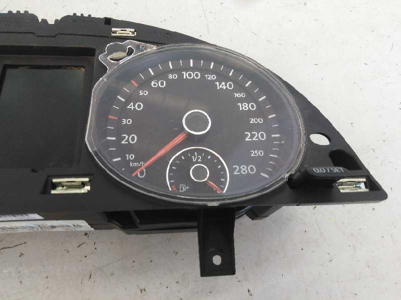 VOLKSWAGEN Passat CC 1 generation (2008-2017) Speedometer 3C8920870GX, E2-A1-24-1 18589325