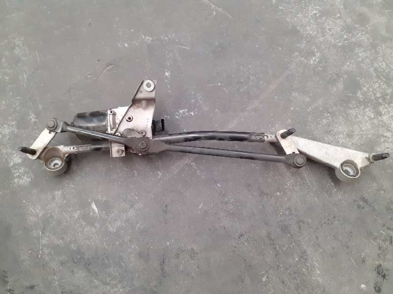 MERCEDES-BENZ A-Class W176 (2012-2018) Front Windshield Wiper Mechanism A1769061800, W000027118 18607307