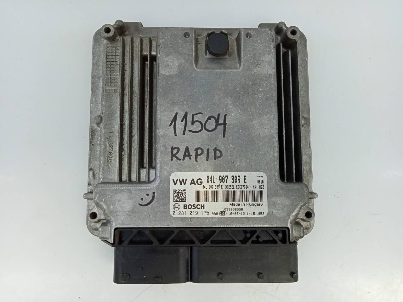 SKODA Rapid 2 generation (1985-2023) Engine Control Unit ECU 04L907309E, 0281019175, E2-A1-39-7 21115998
