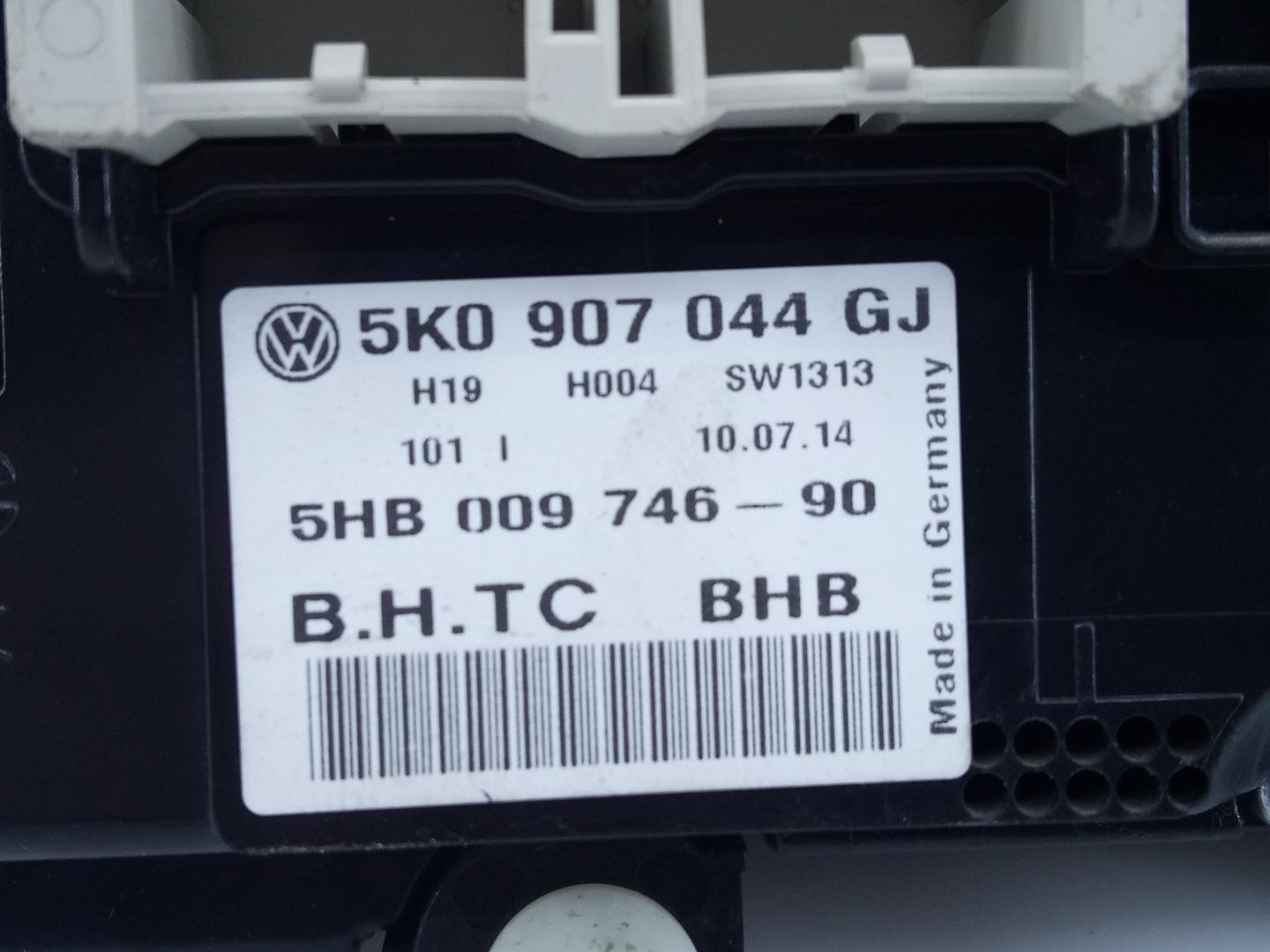 VOLKSWAGEN Tiguan 1 generation (2007-2017) Climate  Control Unit 5K0907044GJ, E2-A1-18-2 20680737