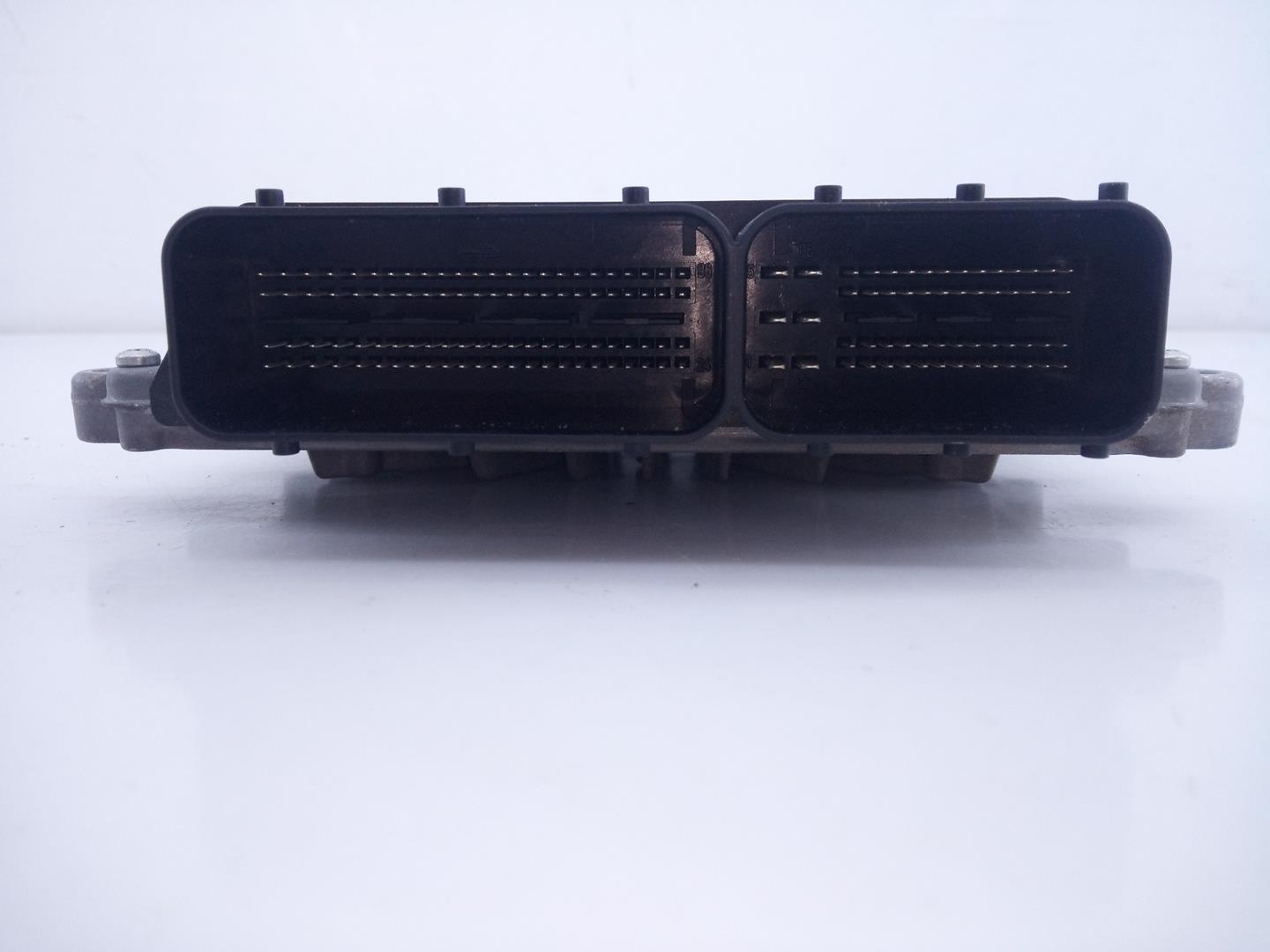 VOLVO XC70 3 generation (2007-2020) Variklio kompiuteris 31336983, 0281018414, E3-B5-18-3 24057744