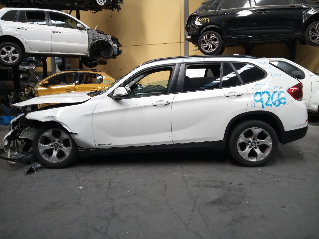 BMW X1 E84 (2009-2015) Rear left door window lifter 299029707, 37192000, E1-A3-4-2 18739381