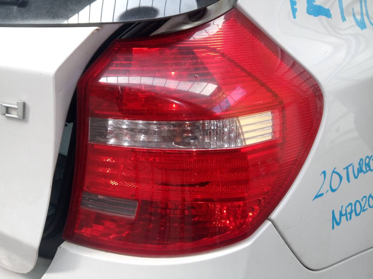 BMW 1 Series E81/E82/E87/E88 (2004-2013) Rear Right Taillight Lamp 23725541