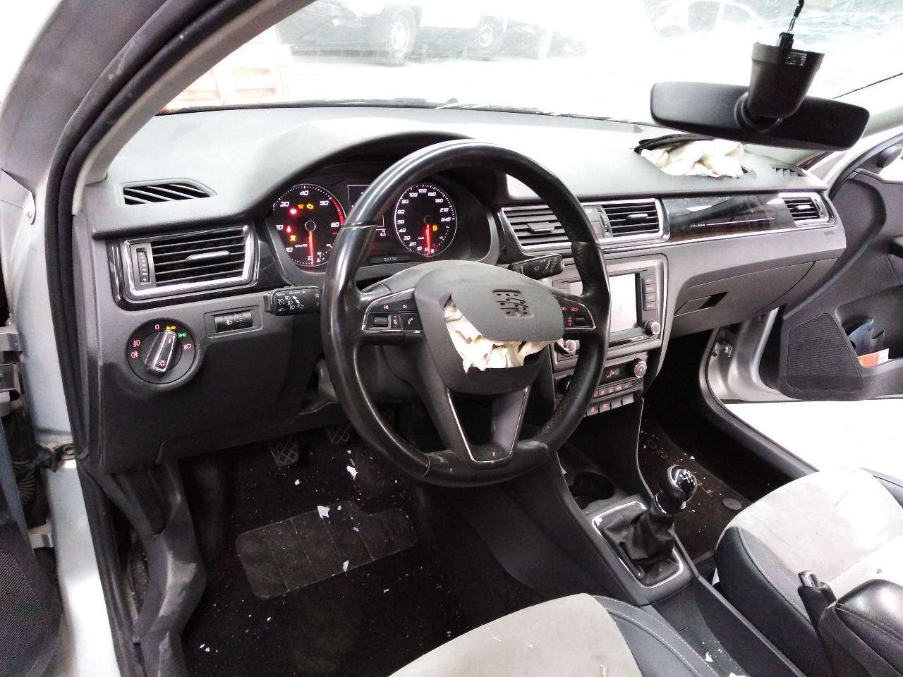 SEAT Toledo 4 generation (2012-2020) Priekinis dešinys priešrūkinis žibintas 21802435