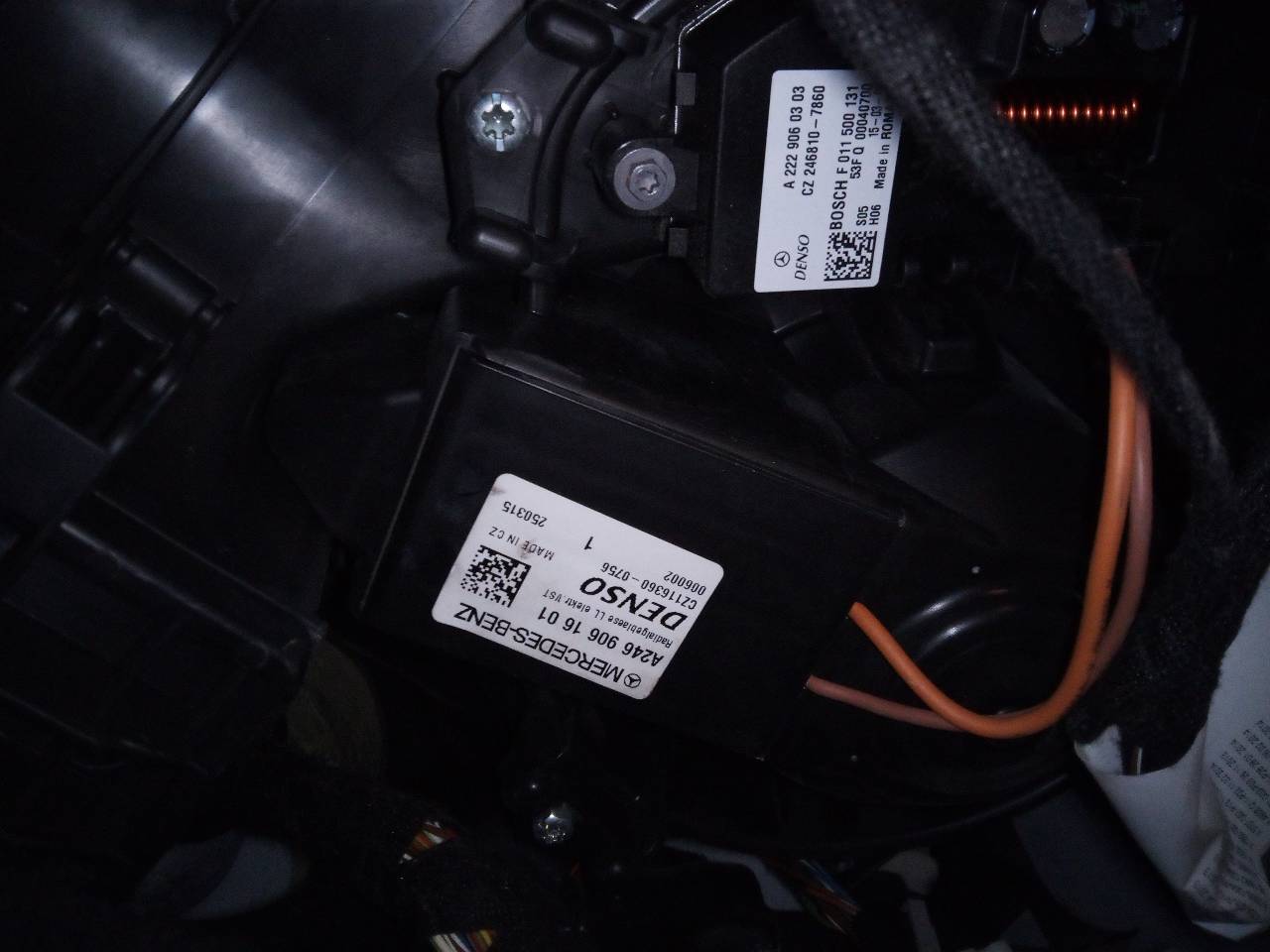 MERCEDES-BENZ A-Class W176 (2012-2018) Нагревательный вентиляторный моторчик салона A2469061601 21117101