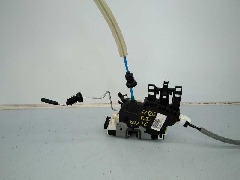 MERCEDES-BENZ A-Class W176 (2012-2018) Rear Left Door Lock A2047302735, E1-A2-36-2 18529707